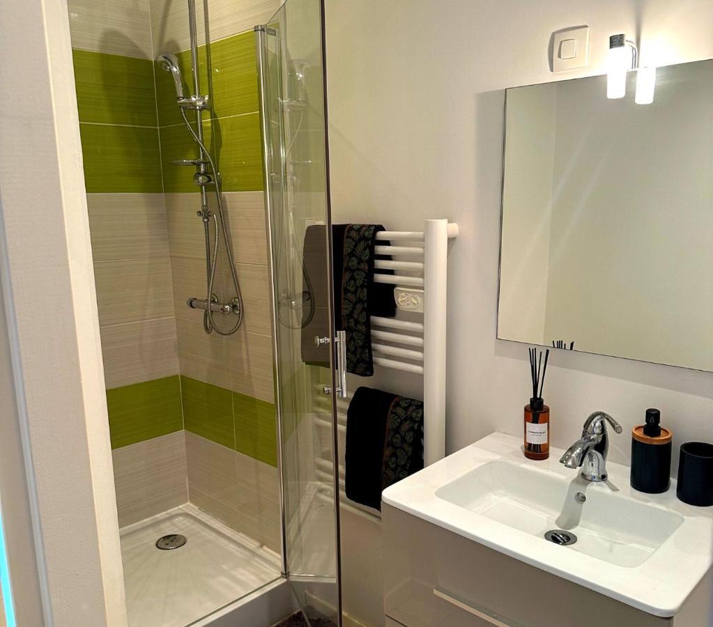 L'Oasis Cosy Apartment Вильорбан Екстериор снимка