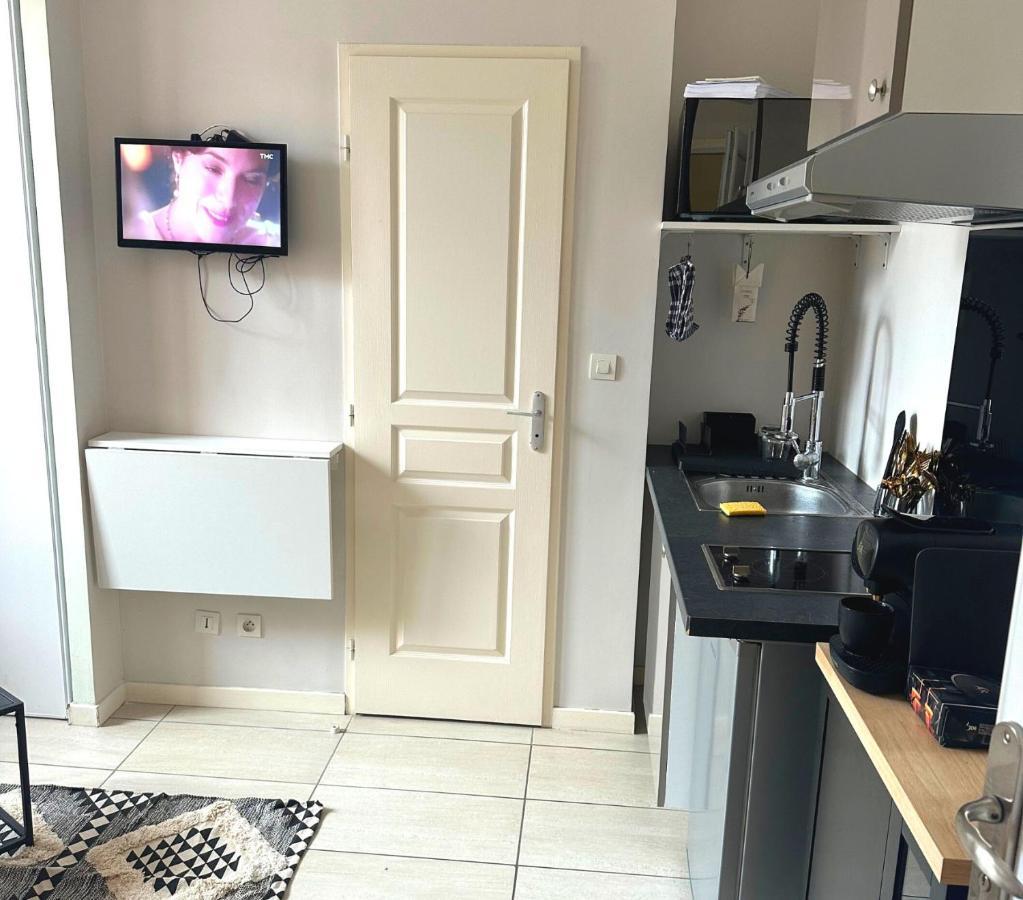 L'Oasis Cosy Apartment Вильорбан Екстериор снимка